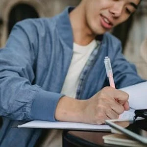 Enhance your Writing with Noun Clauses preview image